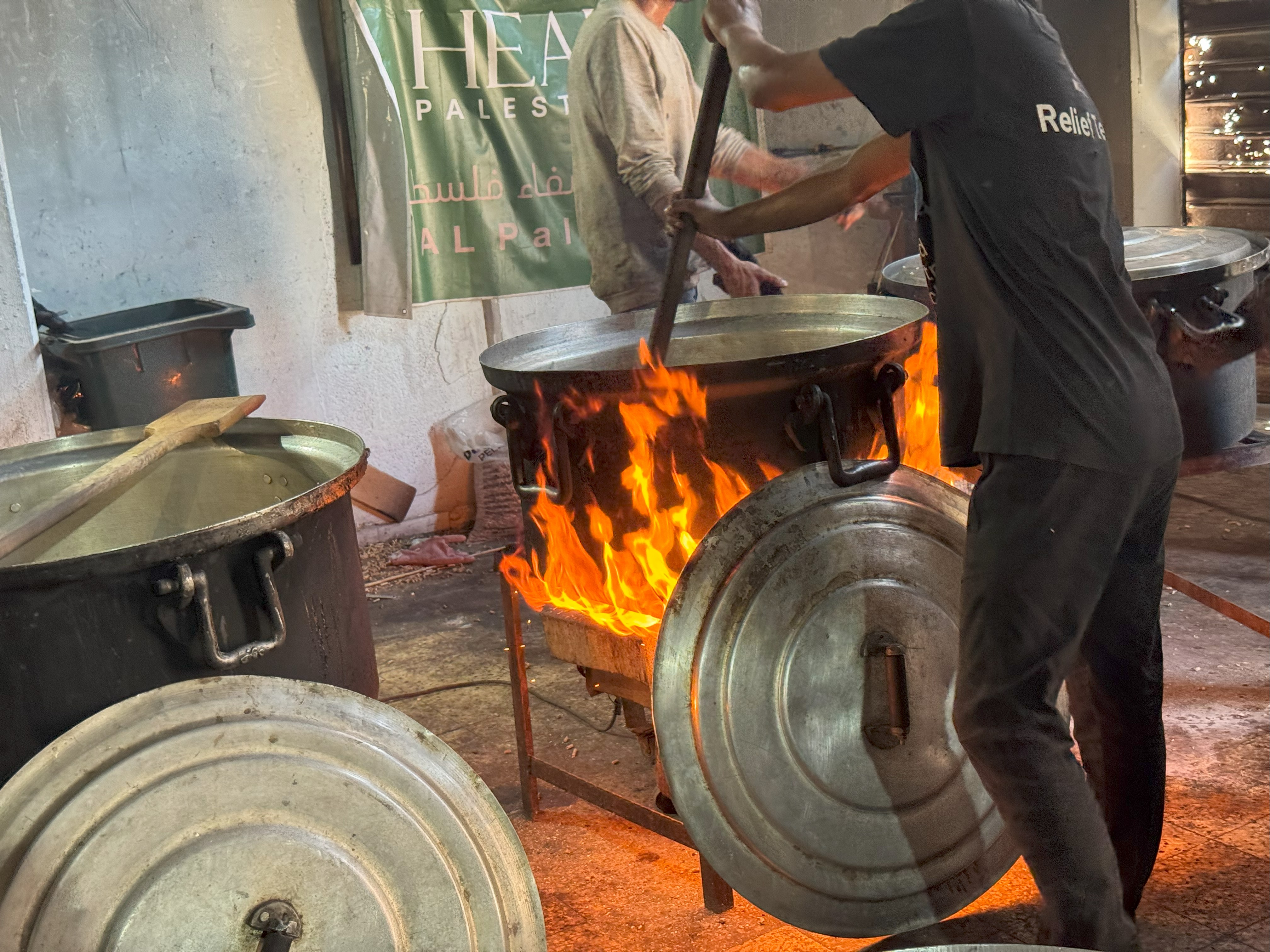 Preparing meals for people in Gaza city, where famine has been confirmed. As of 30 August, 99 kitchens supported by 19 partners 