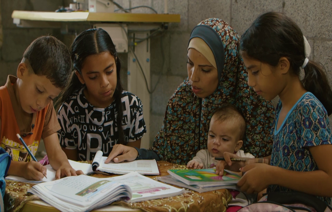 Sahar and her children. Al Bureij Camp, Gaza (October 2018). © Photo by UNFPA