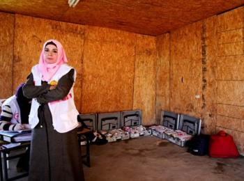 نبيلة موسى العيادة المتنقلةالتابعة لجمعية الإغاثة الطبية الفلسطينية في الخان الأحمر, آذار/مارس 2018, ©  تصوير مجموعة الصحة