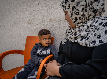 “It’s heartbreaking when your child wakes up hungry and you can’t find anything to feed them,” says Heba, a mother. Food security partners provide caregivers in Gaza with cash assistance to buy fresh and nutritious food for their children. Photo by WFP.