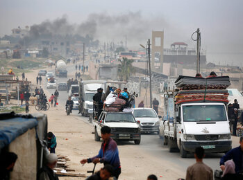 People have been reportedly moving out of Rafah towards Deir al Balah following intensified airstrikes. This is occurring within the context of rising food insecurity, limitations on the entry of aid, the erosion of coping mechanisms, and the prospects of a ground operation in the area. Photo by UNRWA.