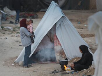 Internally displaced people in southern Gaza. Photo by UNRWA 