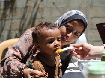 Providing nutrition treatment to a child in Gaza. Photo by UNICEF/El Baba