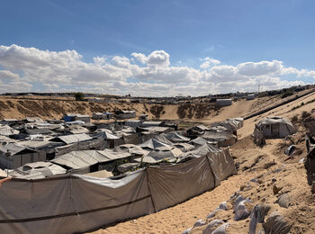 A low-lying displacement site at risk of being flooded when heavy rains reach Gaza. Photo by OCHA