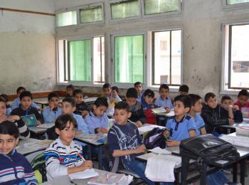 צפיפות־יתר בכיתה בבית הספר היסודי לבנים ספד "ב" במזרח עזה / © צילום: אונסק"ו / בילאל אל־חמיידה