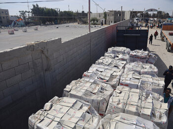 Humanitarian aid at the Rafah crossing, 21 October 2023. Photo by © UNICEF/UNI456244/El Baba