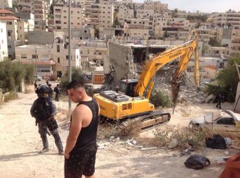 : هدم مبنى من أربعة طوابق في العيسوية في القدس الشرقية، 11  يوليو  © - تصوير مكتب الأمم المتحدة لتنسيق الشؤون الإنسانية (أوتشا)