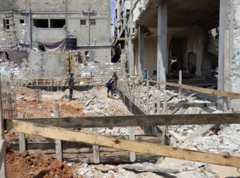 Reconstruction begins in the devastated area in Ash Shuja’iyeh of Gaza. Photo by OCHA