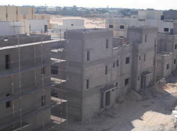 Due to restrictions on construction material allowed to enter Gaza, UNRWA was forced to suspend 19 out of 20 ongoing projects, including a housing project in Rafah. Photo by UNRWA