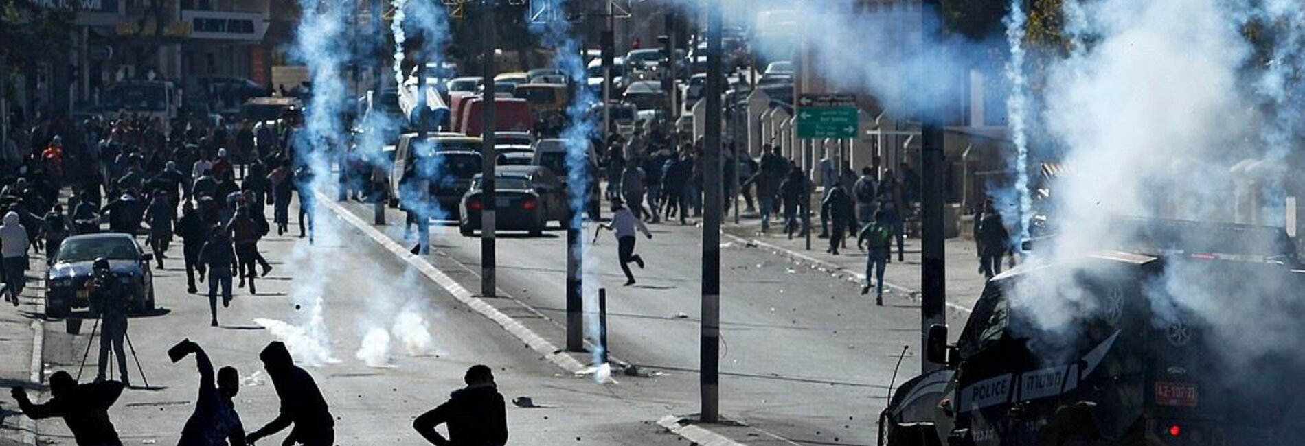 Clashes between Israeli forces and Palestinians in the context of a demonstration in protest of the US announcement regarding Jerusalem, Bethlehem city, December 2017. © Photo by Ahmad Mizher – WAFA