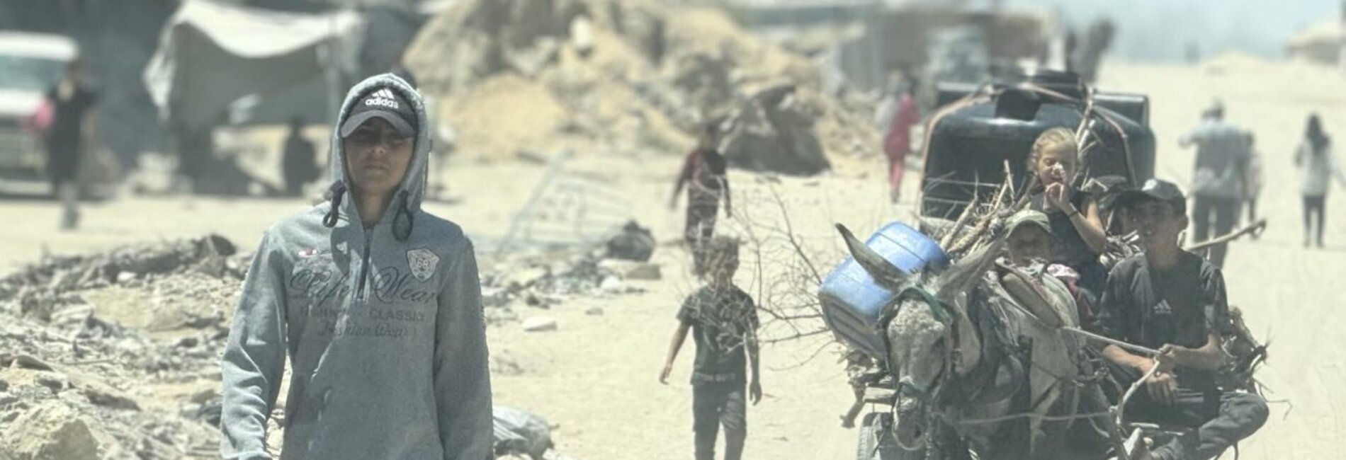 Palestinians struggling to survive in Gaza city amid displacement, widespread destruction, lack of fuel and extreme heat. Photo by OCHA/Olga Cherevko, August 2025.