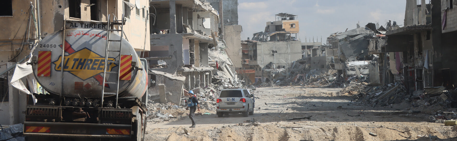 A United Nations team attempting to deliver fuel to Nasser hospital through destroyed roads. The Israeli military operation in Nasser hospital is ongoing. Photo by OCHA/Themba Linden, 16 February 2024