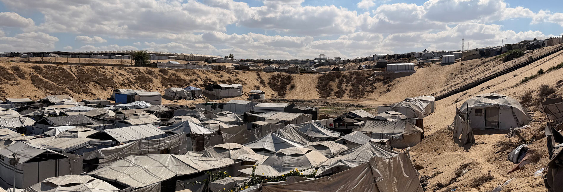 A low-lying displacement site at risk of being flooded when heavy rains reach Gaza. Photo by OCHA