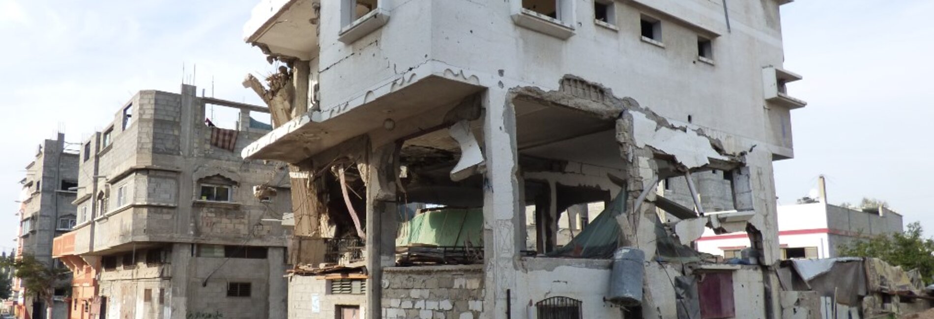 Destroyed house from 2014 hostilities, Gaza. © Photo by OCHA, January 2016.