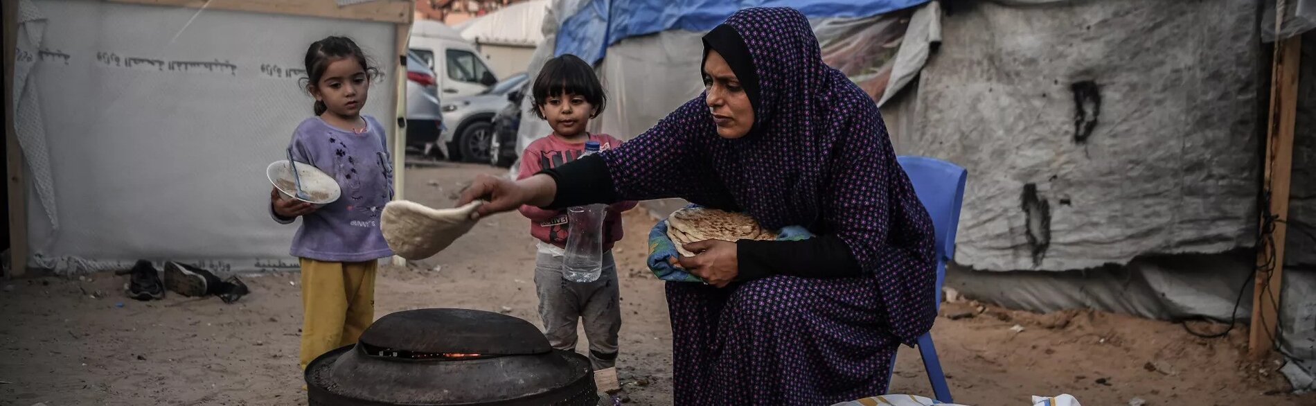 وفقًا لبرنامج الأغذية العالمي، لا يتّبع نحو 90 في المائة من الأمهات والأطفال في غزة نظامًا غذائيًا متنوعًا. تصوير اليونيسف/إياد البابا