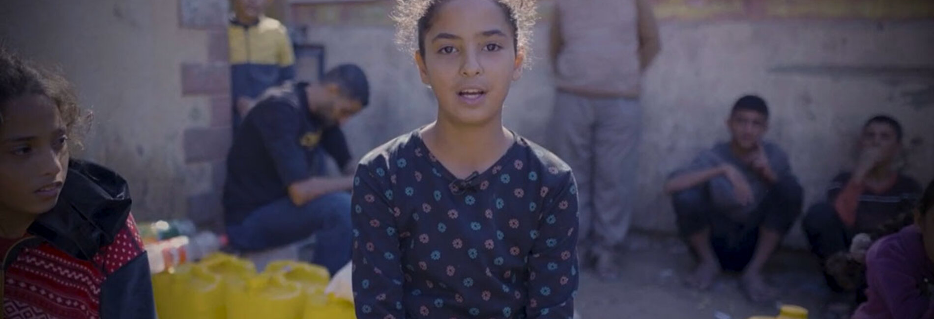 “Before the war, my dream was to become a doctor, so I can treat people.” On World´s Children Day, Humanitarian Coordinator Lynn Hastings reiterated her appeal “to protect Palestinian and Israeli children and their rights.” Screenshot of a UNICEF video