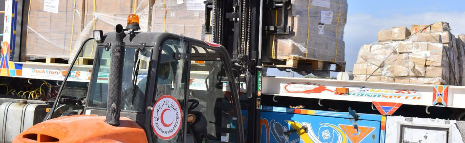 Critical supplies being prepared for shipment into Gaza. Photo by the Egyptian Red Crescent Society 