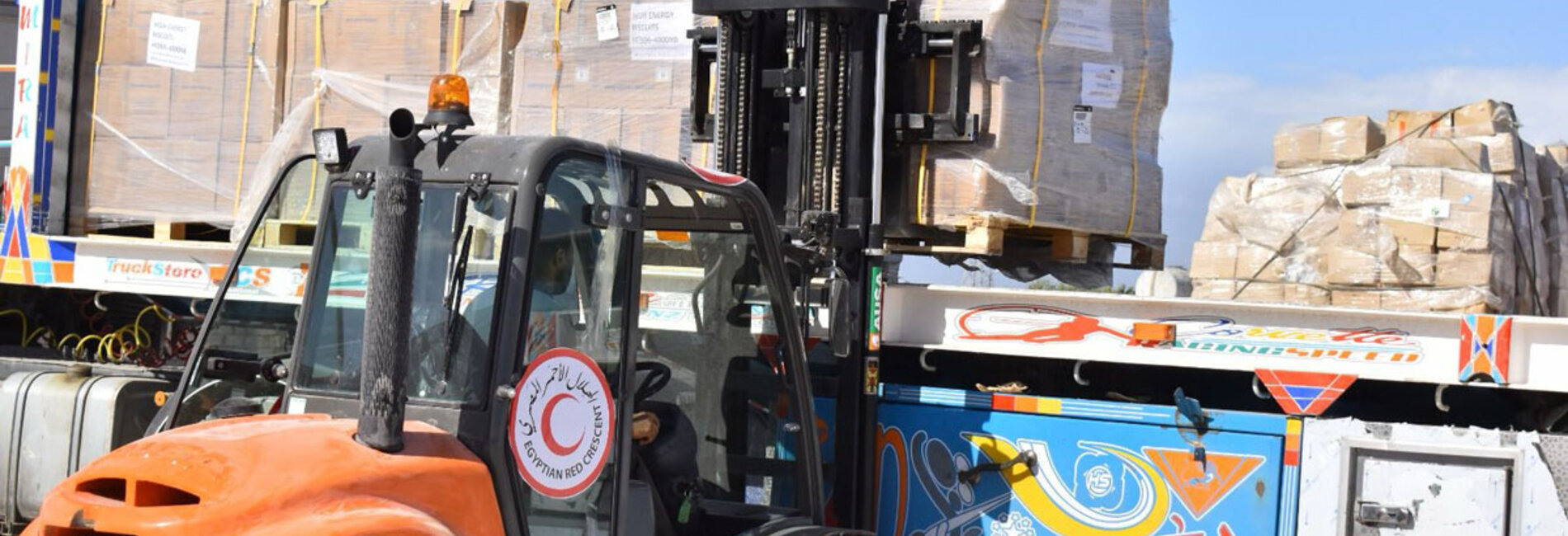 Critical supplies being prepared for shipment into Gaza. Photo by the Egyptian Red Crescent Society 