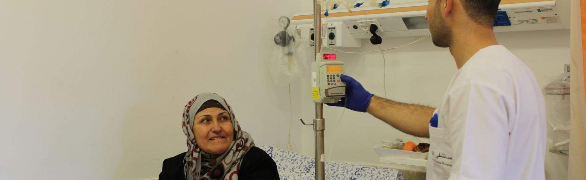 Siham al Tatari receving treatment at Augusta Victoria Hospital, East Jerusalem, January 2017. ©  Photo by OCHA.