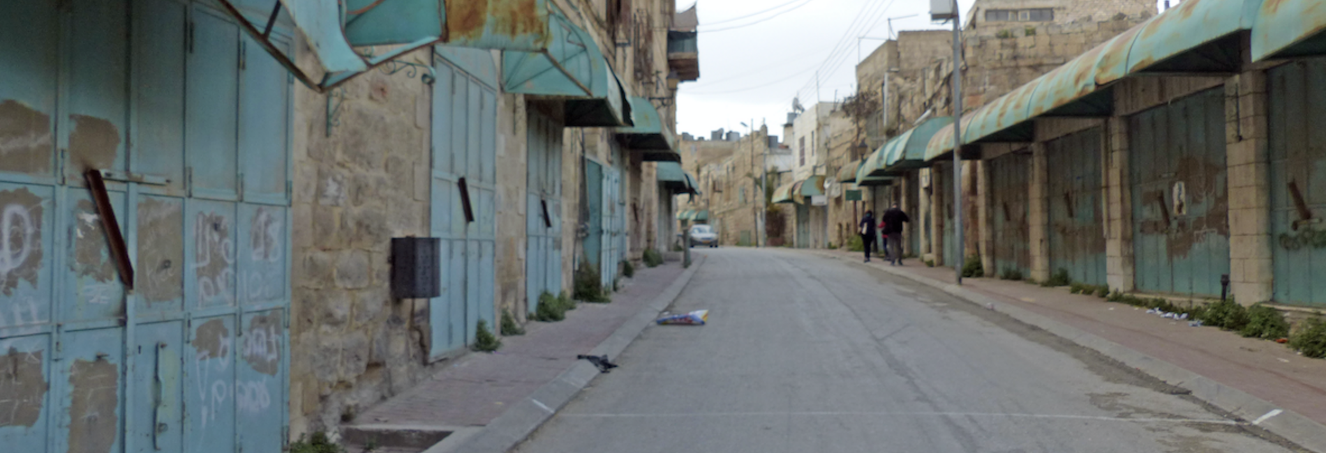 Al Shuhada Street, Hebron city, March 2017. ©  Photo by OCHA.