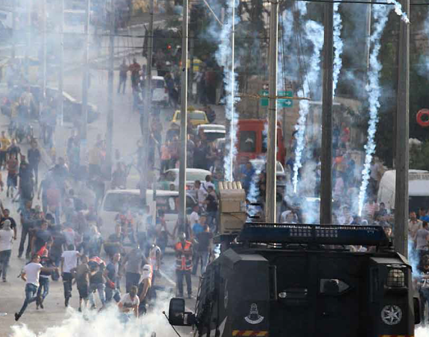 Clashes at the northern entrance of Bethlehem city (Rachel’s Tomb), 13 October 2015. Photo by Ahmad Mezher