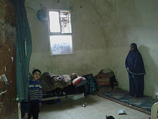 Hind Hassna, internally displaced woman, Gaza city