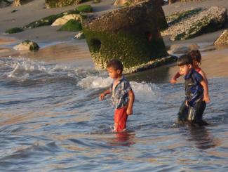 Polluted beach in Gaza city, June 2016. Photo by OCHA