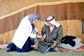 Mobile clinic services, September 2017. © UNRWA photo by: Iyas Abu Rahmeh Mobile clinic services, September 2017. © UNRWA photo by: Iyas Abu Rahmeh