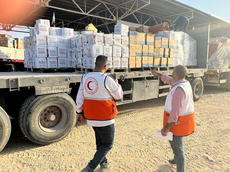 אספקה הומניטרית מגיעה לדרום עזה, 23 באוקטובר 2023. צילום: אגודת הסהר האדום הפלסטיני.