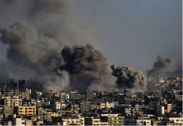 Flames and smoke billow during Israeli strikes in Gaza, 19 October 2023. Photo by WHO